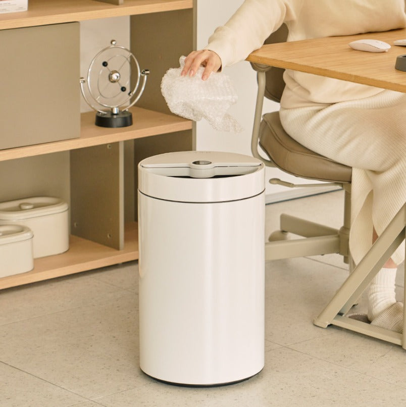 OLLY Kick Sensor Slide Trash Can (30L)