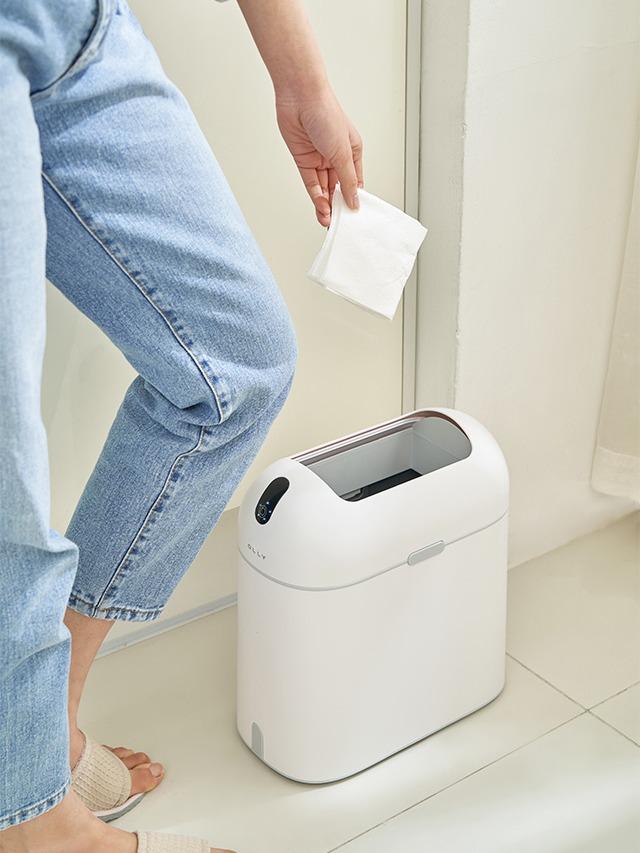 OLLY Smart Sensor Trash Bin (9L)