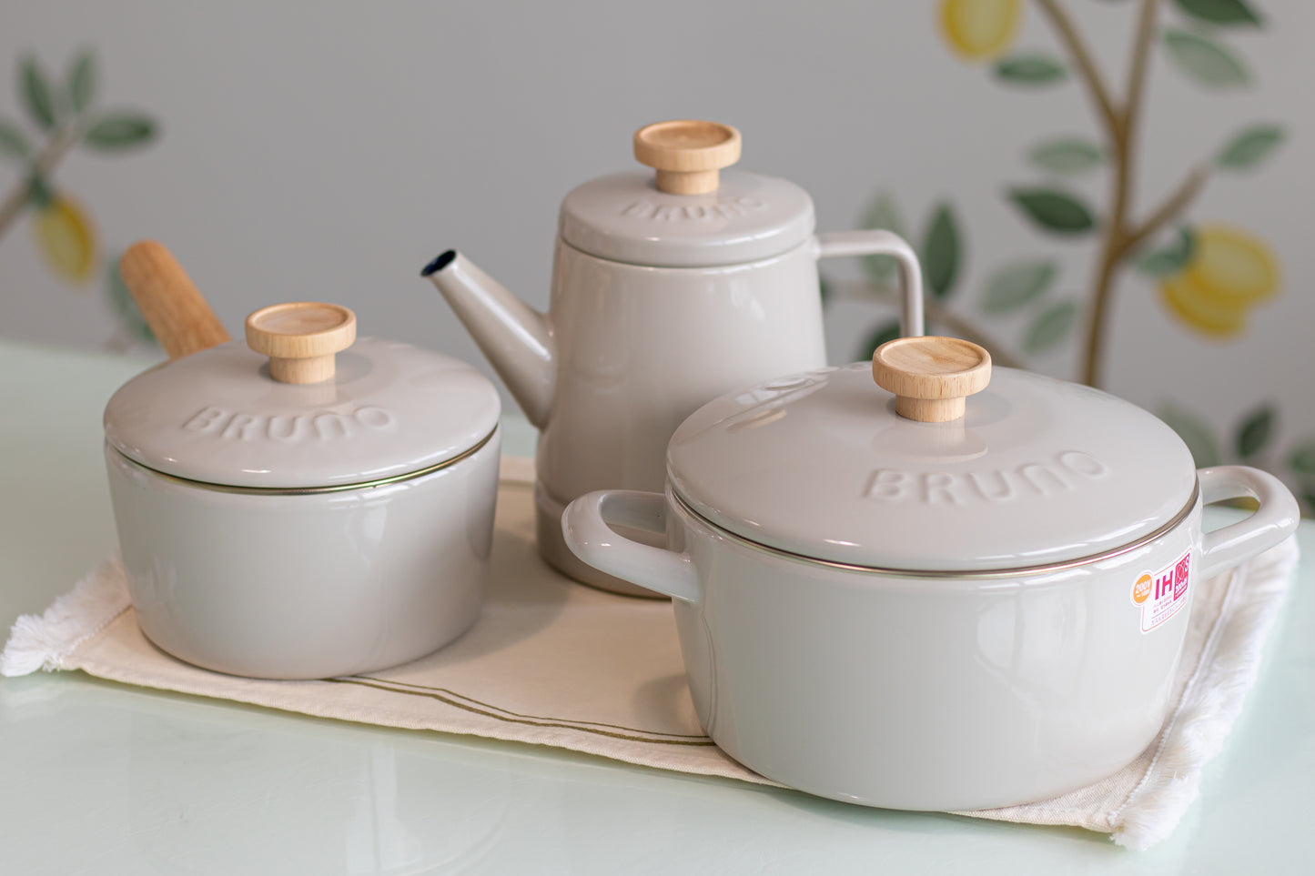 BRUNO x Fujihoro Enamel Pot (20cm) - Greige