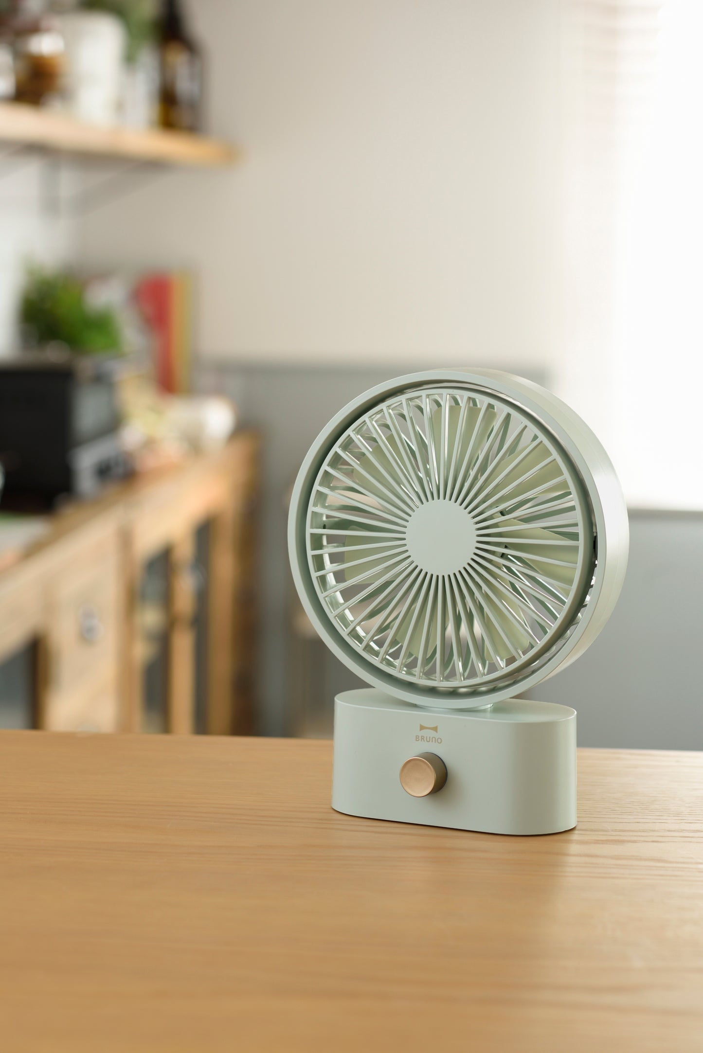 Ventilador portátil oscilante