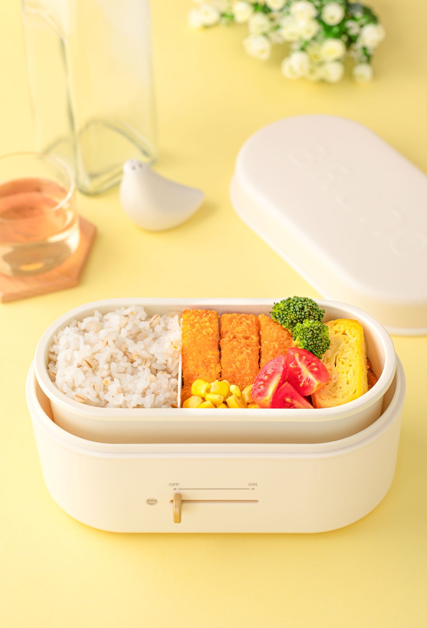 Lunchbox Warmer in Cream White