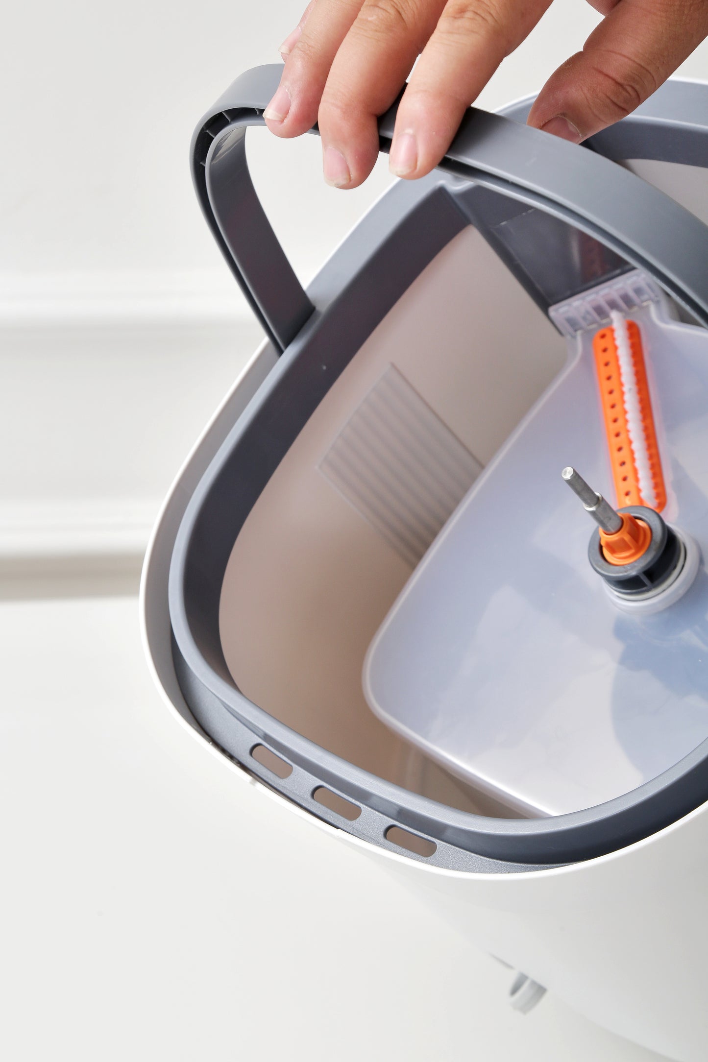 OLLY Separation Spin Mop White