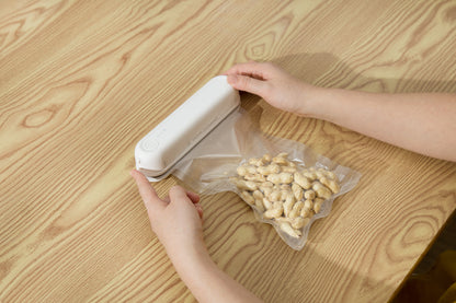 Handy Vacuum Sealer