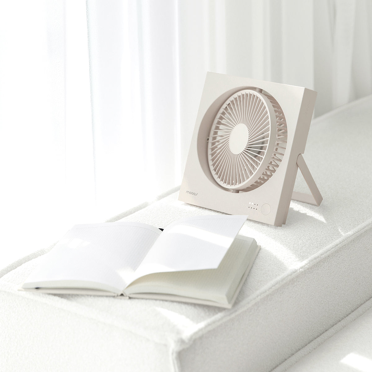 Magnet Square Cordless Desk Fan