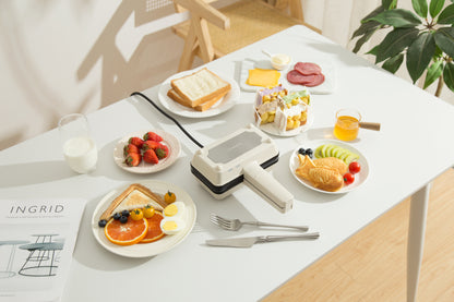 Multibäcker mit Timer in Hellblau