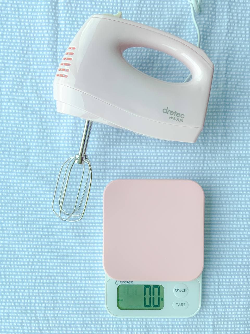 Hand Mixer in Baby Pink